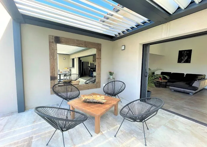 Vila Montinu Di Caramontinu